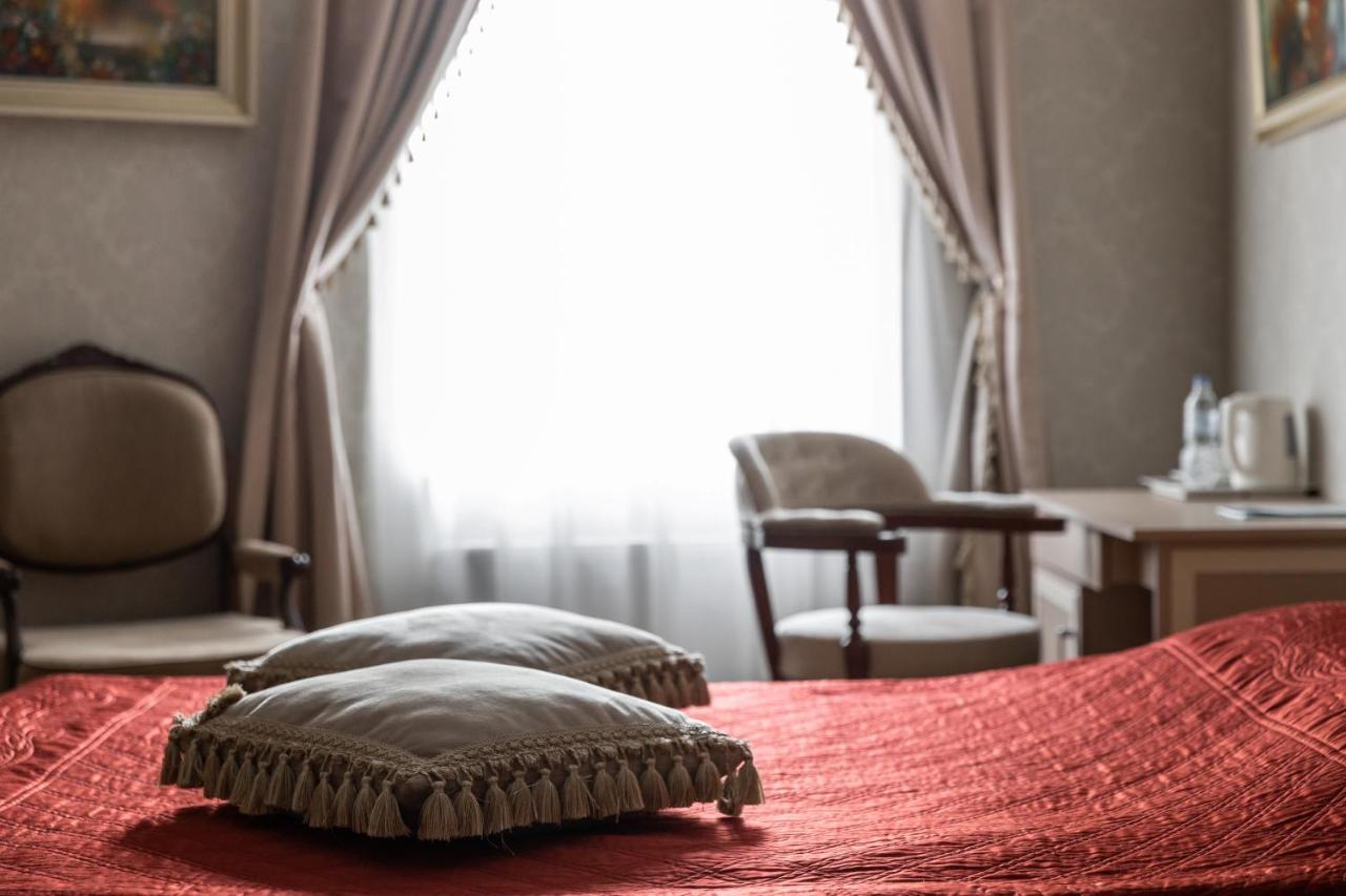 Hotel "Mandarin Clubhouse" Kharkov Luaran gambar