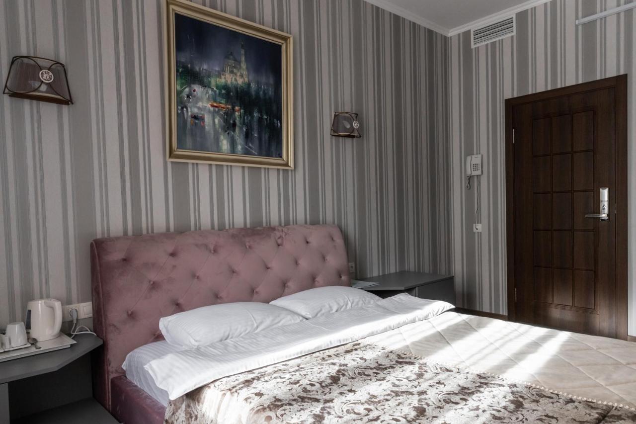 Hotel "Mandarin Clubhouse" Kharkov Luaran gambar